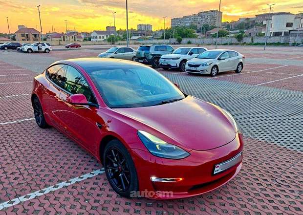 Tesla Model 3 2021 — photo 2