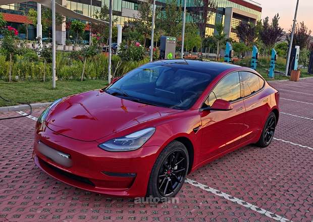 Tesla Model 3 2021 — photo 1