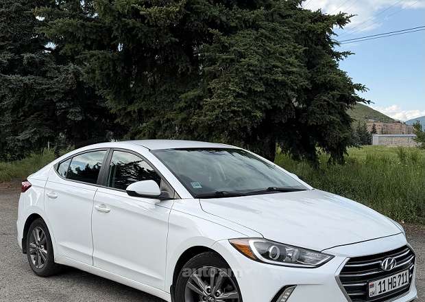 Hyundai Elantra 2018 — фото 3