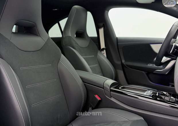 Mercedes-Benz CLA 200
