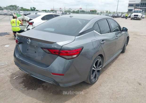 Nissan Sentra