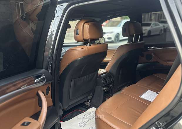 BMW X5 2008 — photo 6