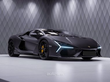 Lamborghini Revuelto  2025 
