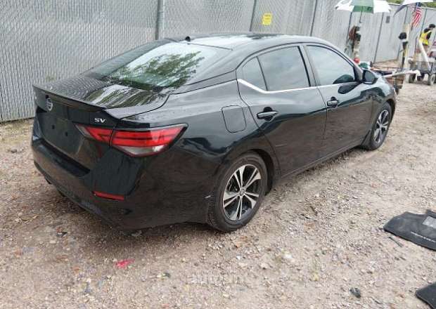 Nissan Sentra