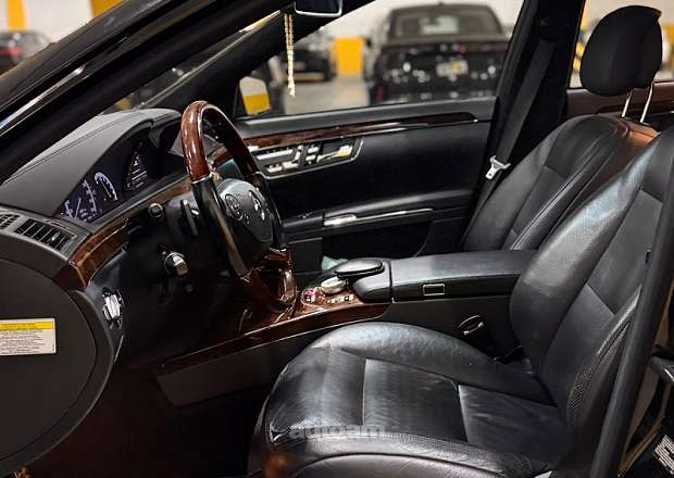 Mercedes-Benz S 500
