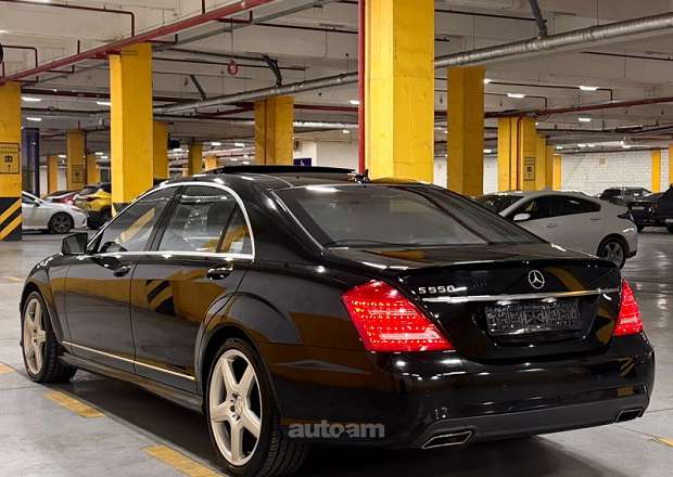 Mercedes-Benz S 500