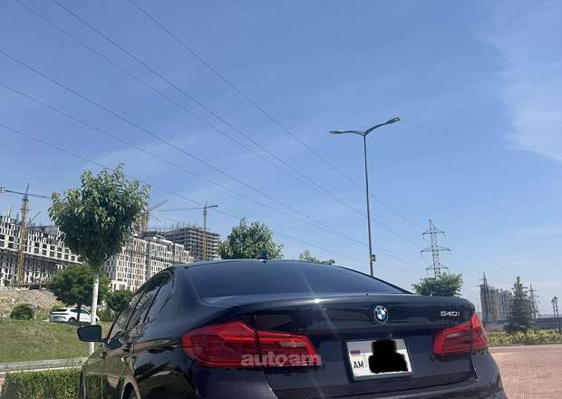BMW 540 2018 — լուսանկար 1