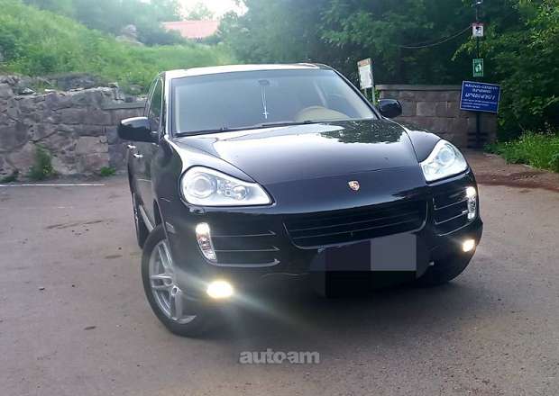 Porsche Cayenne 2008 — photo 1