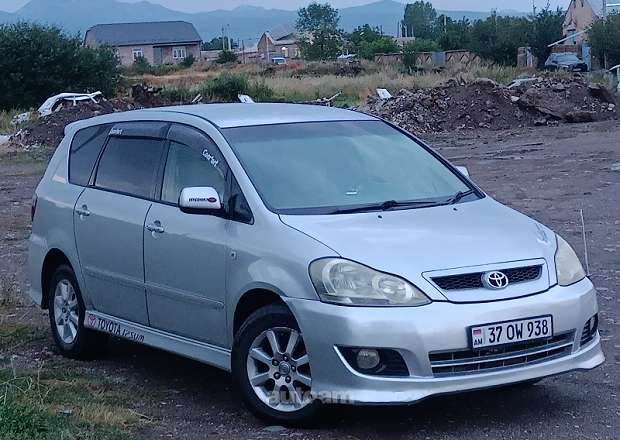 Toyota Ipsum 2008 — photo 1