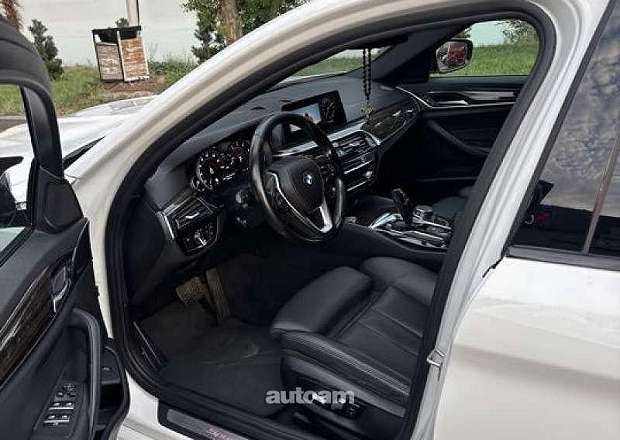 BMW 530 2018 — լուսանկար 8