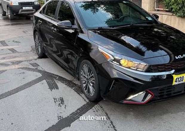 Kia Forte 2023 — լուսանկար 7