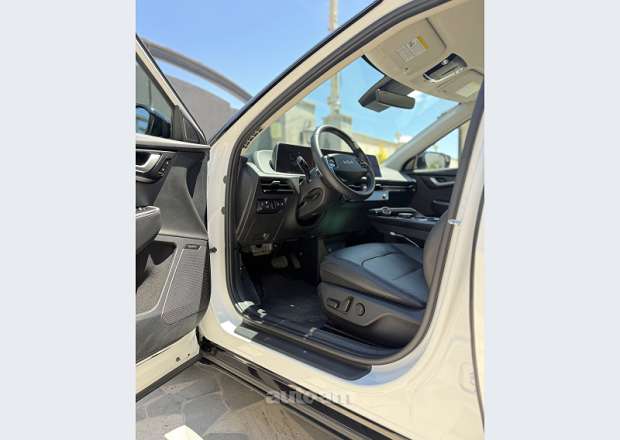 Kia EV6 2023 — լուսանկար 6