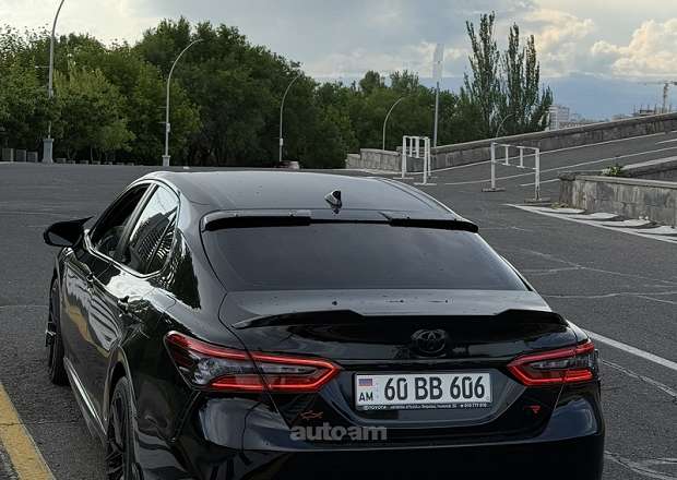 Toyota Camry 2020 — լուսանկար 5
