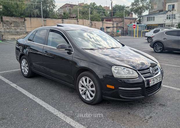 Volkswagen Jetta 2009 — լուսանկար 4