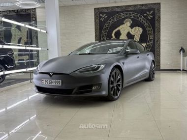 Tesla Model S  2018 