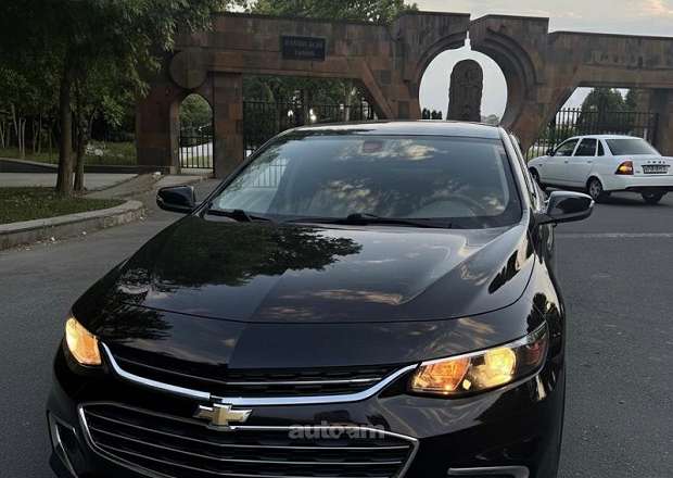 Chevrolet Malibu 2018 — фото 1