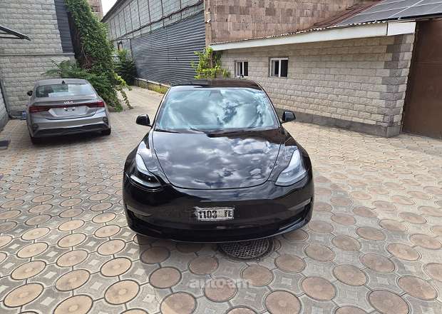 Tesla Model S 2023 — լուսանկար 6