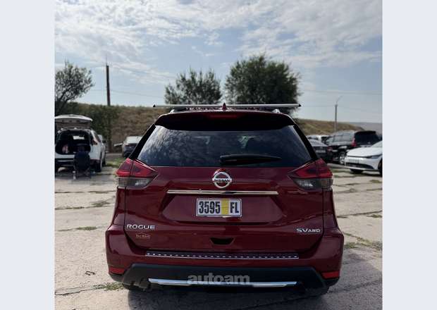 Nissan Rogue