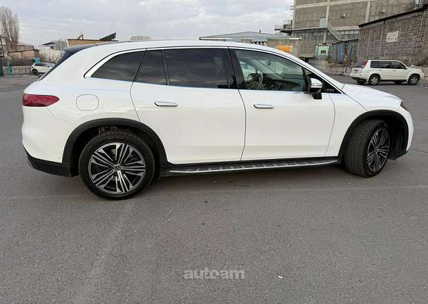Mercedes-Benz EQS SUV 2023 — լուսանկար 3