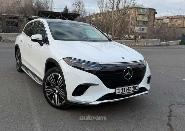 Mercedes-Benz EQS SUV 2023 — լուսանկար 2