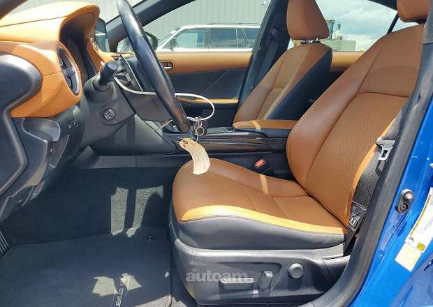 Lexus IS 300