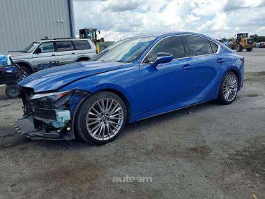 Lexus IS 300  2022 