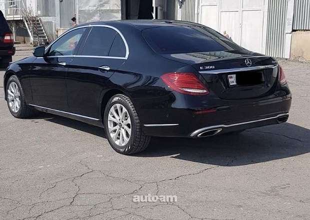 Mercedes-Benz E 300 2017 — photo 4