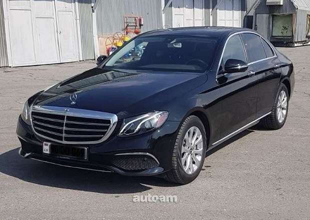 Mercedes-Benz E 300 2017 — photo 2