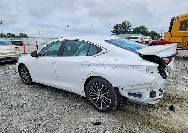 Lexus ES 300
