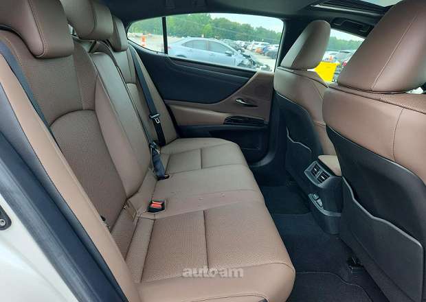 Lexus ES 300