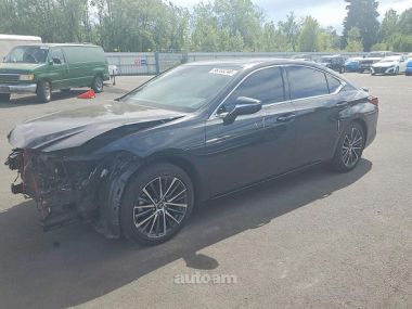 Lexus ES 300  2025 
