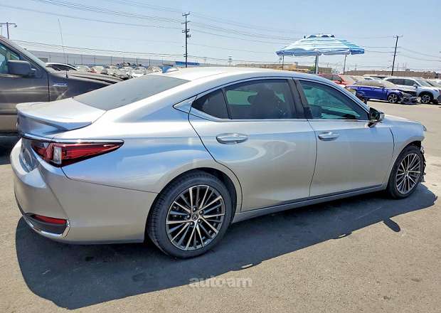 Lexus ES 300