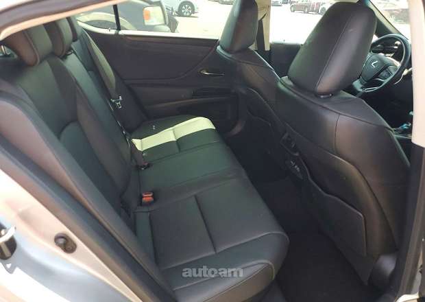 Lexus ES 300
