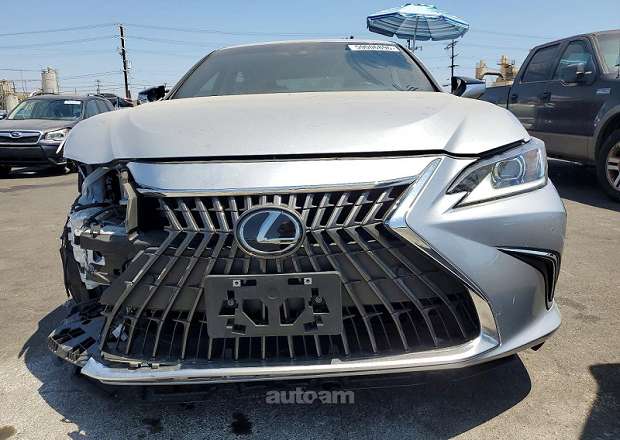 Lexus ES 300