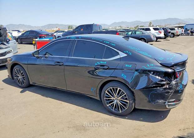 Lexus ES 300