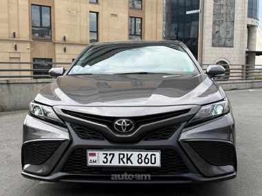 Toyota Camry  2022 