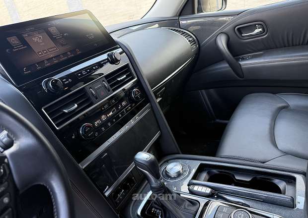 Nissan Armada 2021 — լուսանկար 1