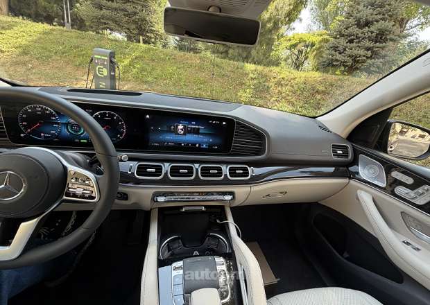 Mercedes-Benz GLS 450