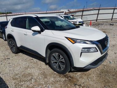 Nissan Rogue  2021 