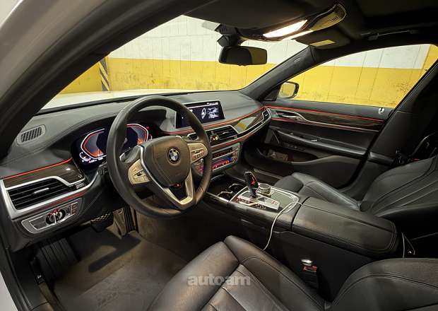 BMW 740