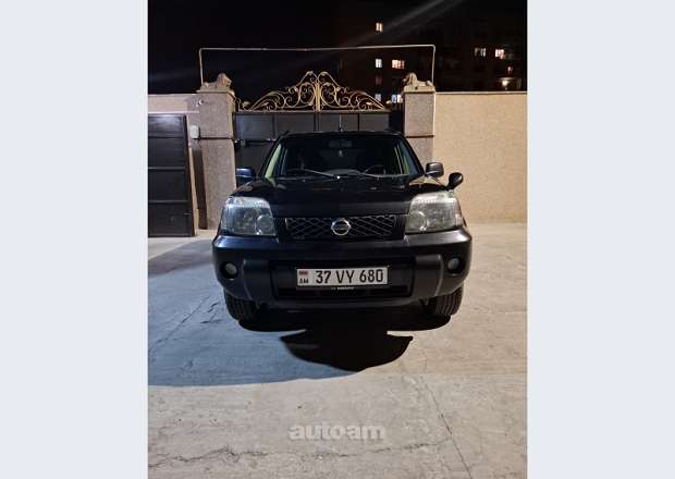 Nissan X-Trail 2005 — photo 2