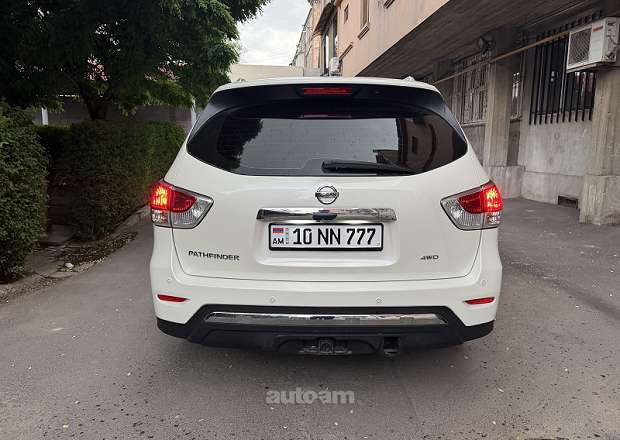 Nissan Pathfinder 2015 — լուսանկար 4