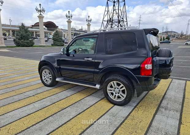 Mitsubishi Pajero 2007 — լուսանկար 3
