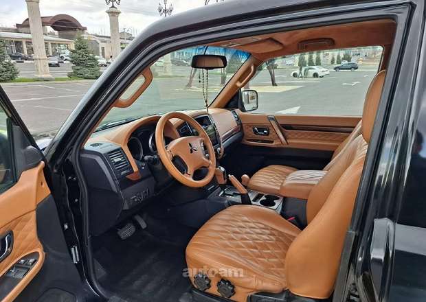 Mitsubishi Pajero 2007 — լուսանկար 9