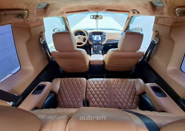 Mitsubishi Pajero 2007 — լուսանկար 10