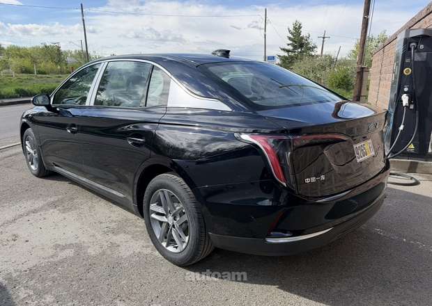 Hongqi E-QM5 2025 — լուսանկար 2