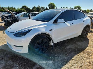 Tesla Model Y  2024 