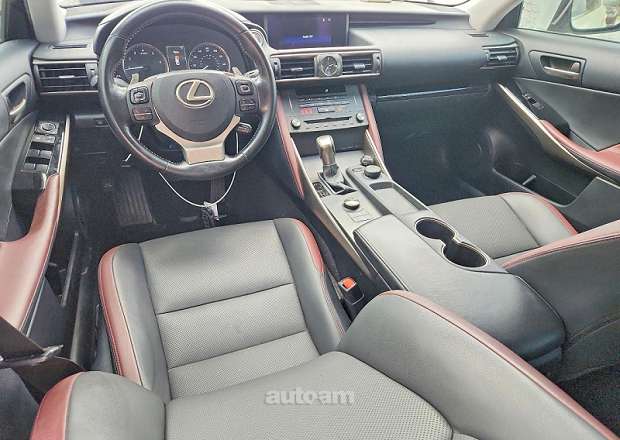 Lexus IS 300