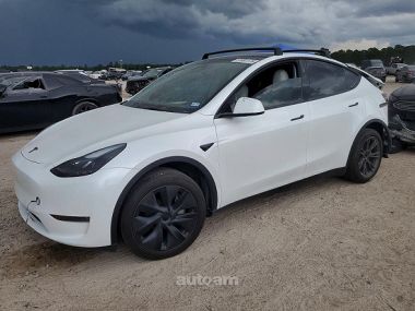 Tesla Model Y  2024 