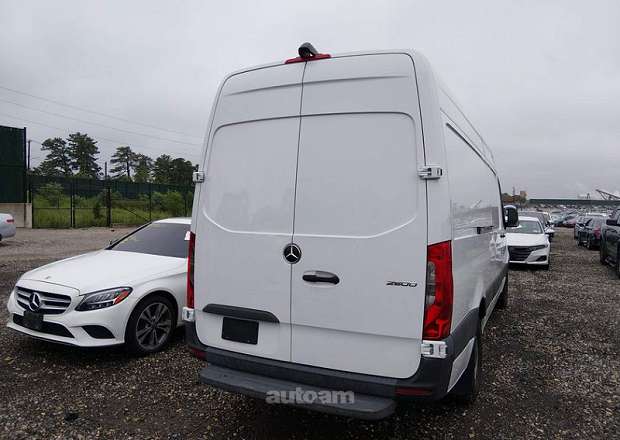 Mercedes-Benz Sprinter
